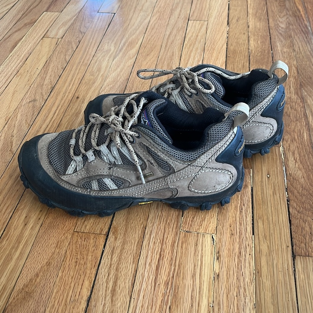 Patagonia Women's Drifter A/C Gore-tex Hiking Shoe